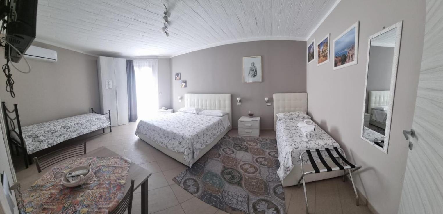 La Regina Di Saba Bed and Breakfast Piazza Armerina Eksteriør billede